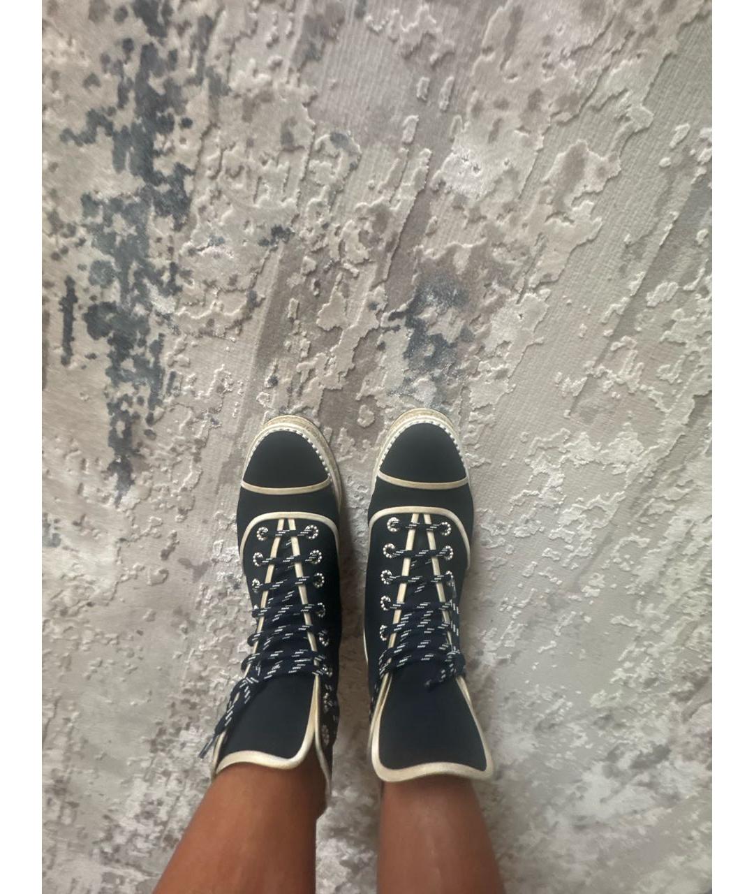 CHANEL Темно-синие текстильные кеды, фото 5