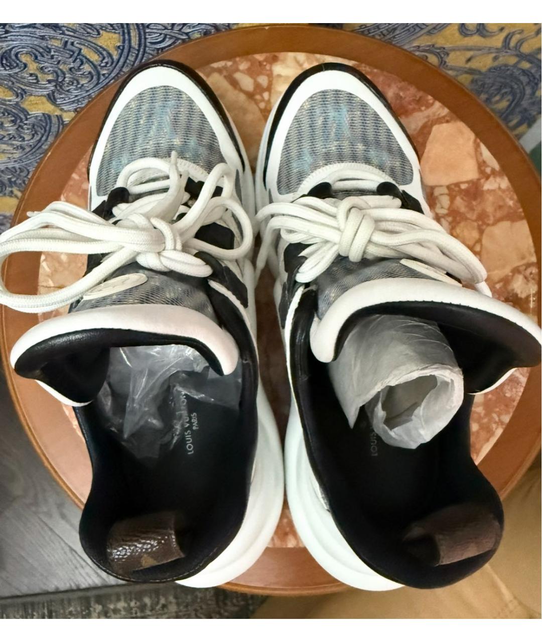 LOUIS VUITTON Серые кожаные кроссовки, фото 3