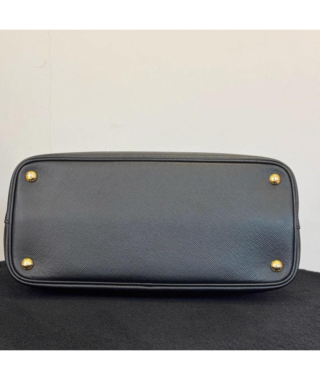 PRADA Черная кожаная сумка с короткими ручками, фото 4