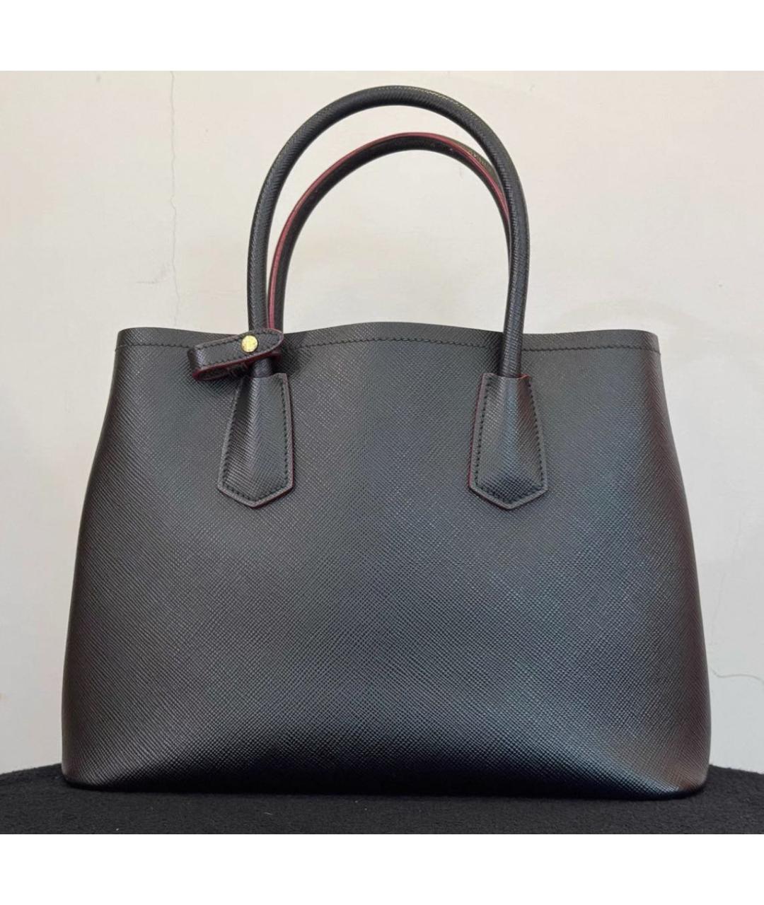 PRADA Черная кожаная сумка с короткими ручками, фото 5