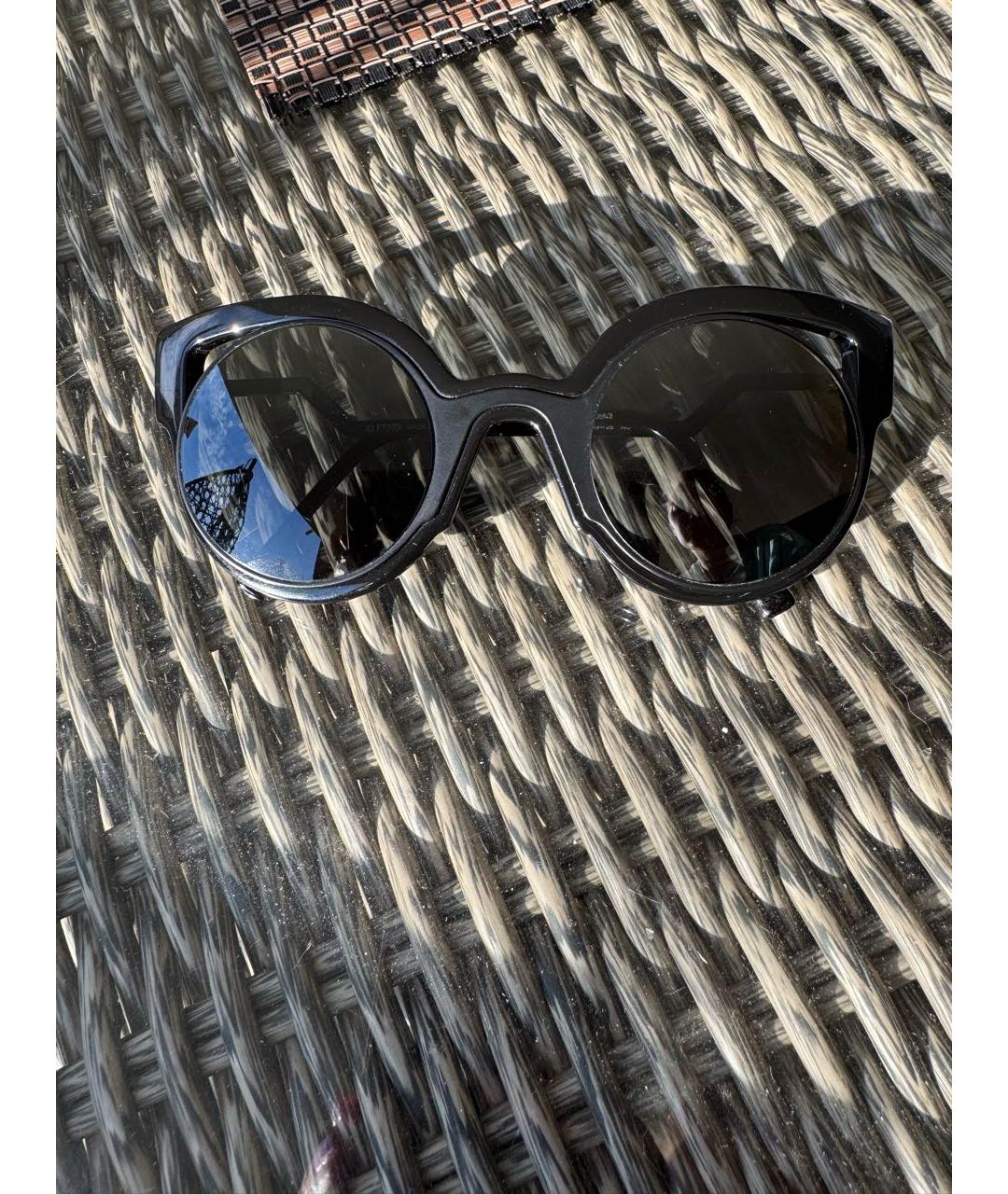 FENDI Черные пластиковые солнцезащитные очки, фото 5