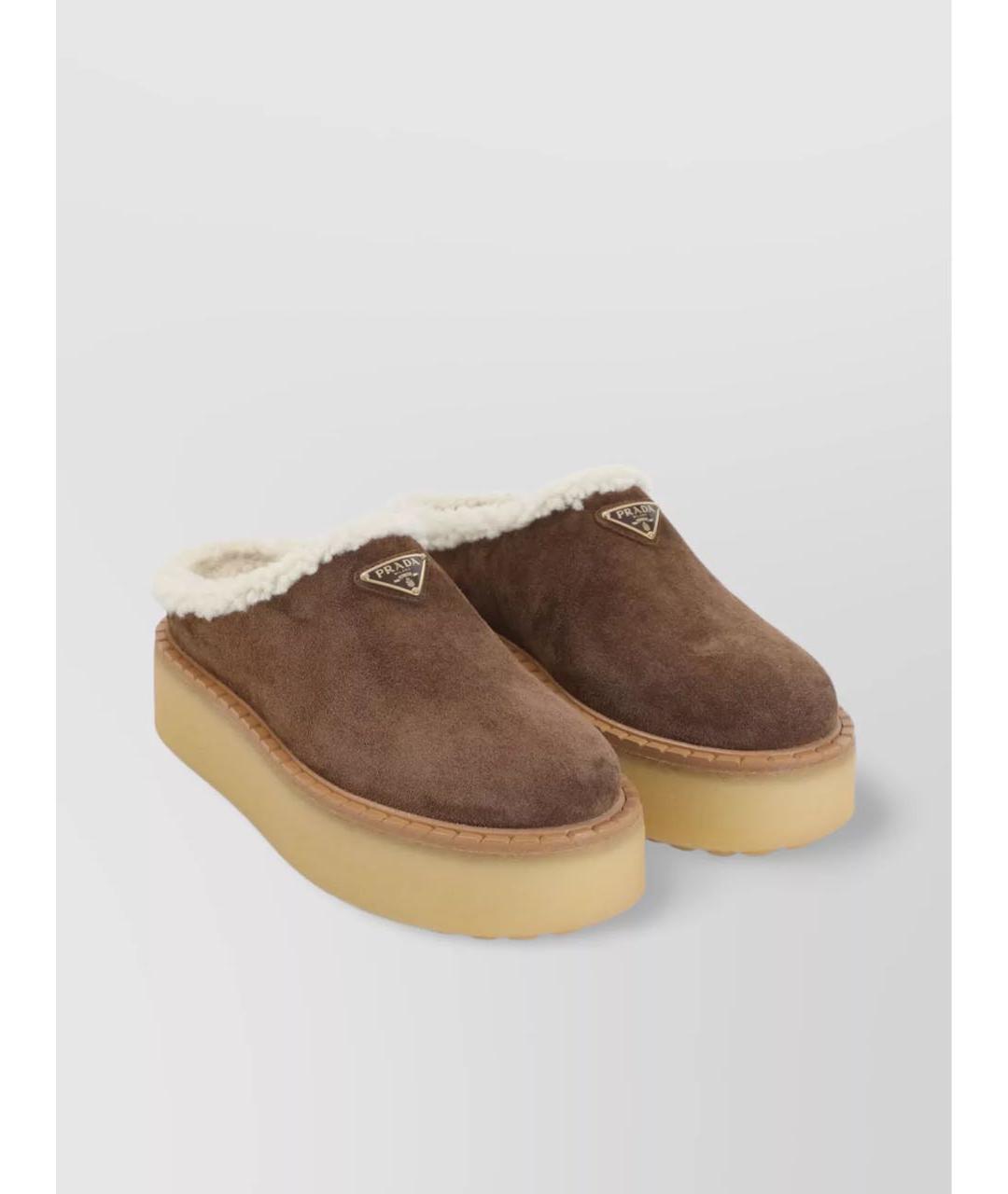 PRADA Коричневые замшевые сабо, фото 2