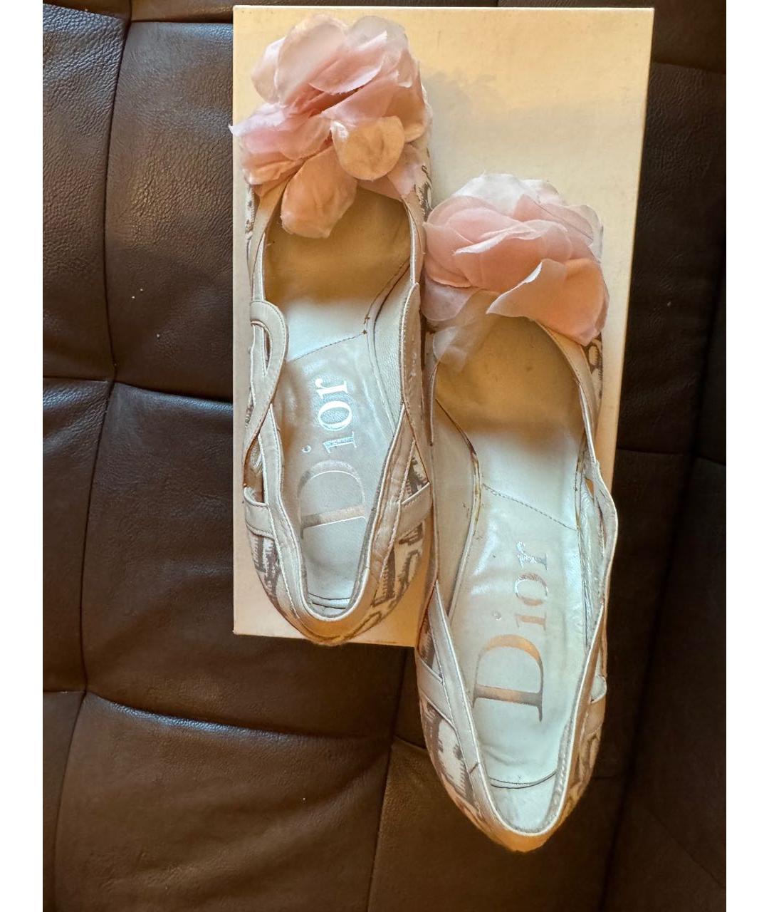 CHRISTIAN DIOR Бежевые текстильные туфли, фото 4
