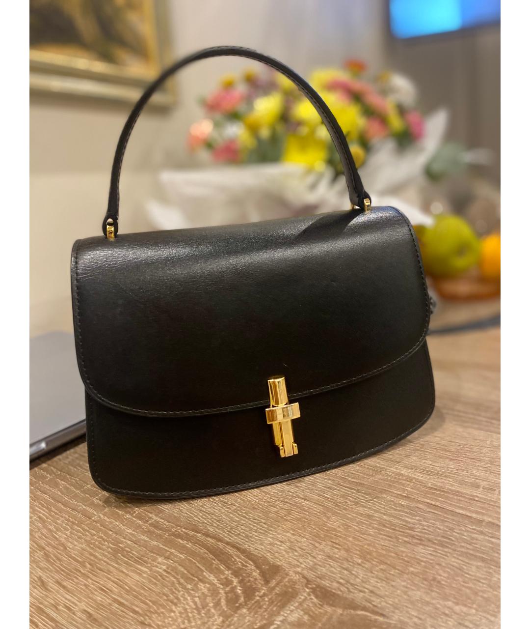 THE ROW Черная кожаная сумка с короткими ручками, фото 7