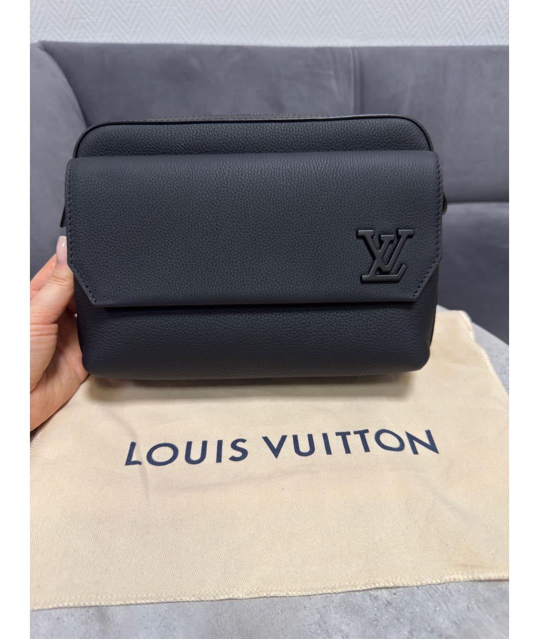 LOUIS VUITTON Черная кожаная сумка на плечо, фото 8