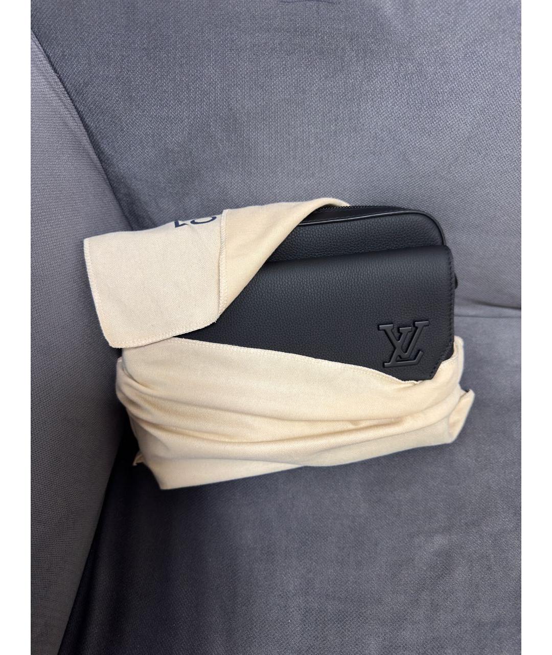 LOUIS VUITTON Черная кожаная сумка на плечо, фото 7