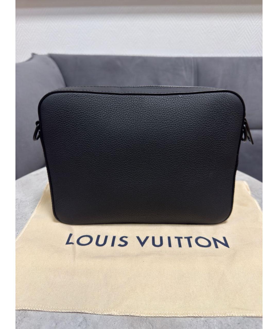 LOUIS VUITTON Черная кожаная сумка на плечо, фото 3