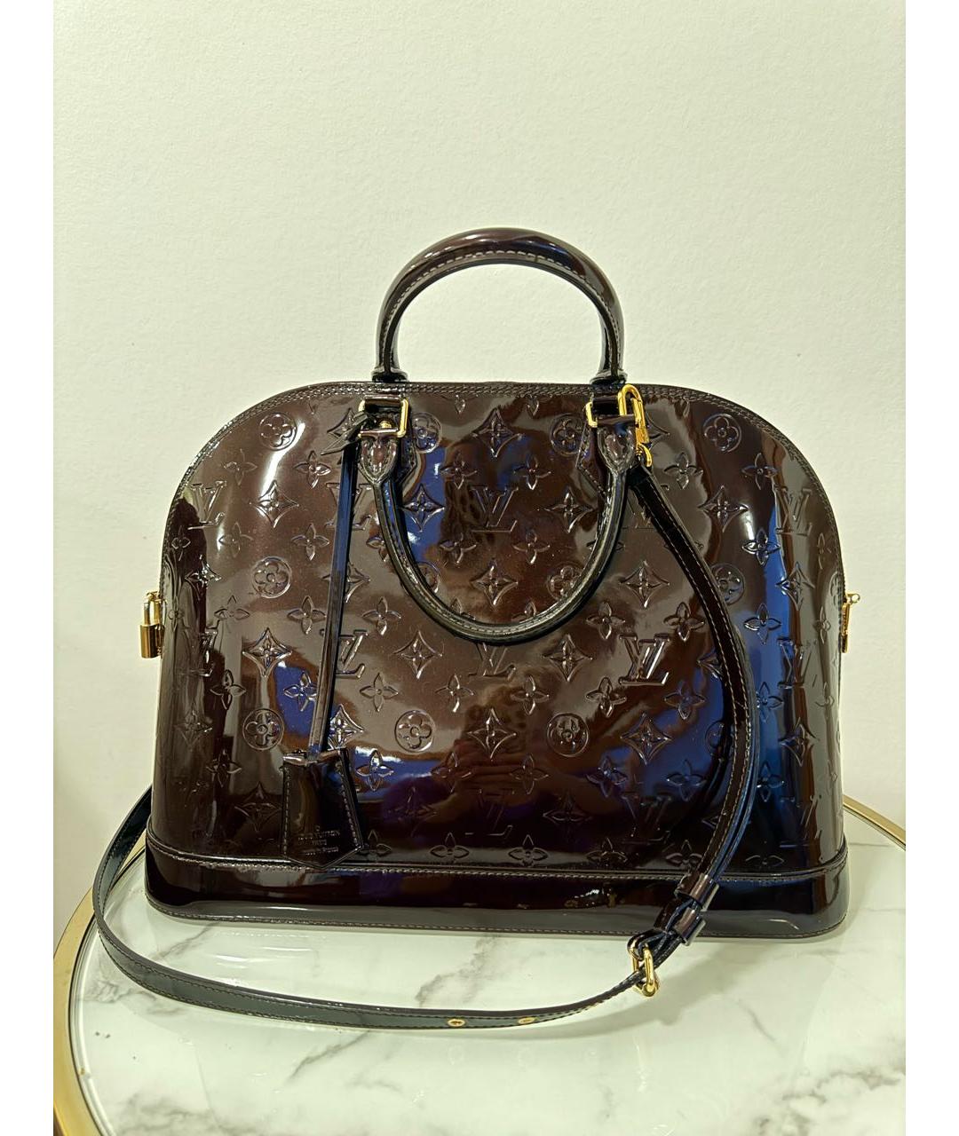 LOUIS VUITTON Бордовая сумка с короткими ручками из лакированной кожи, фото 6