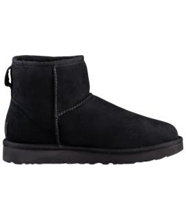 UGG AUSTRALIA Ботинки