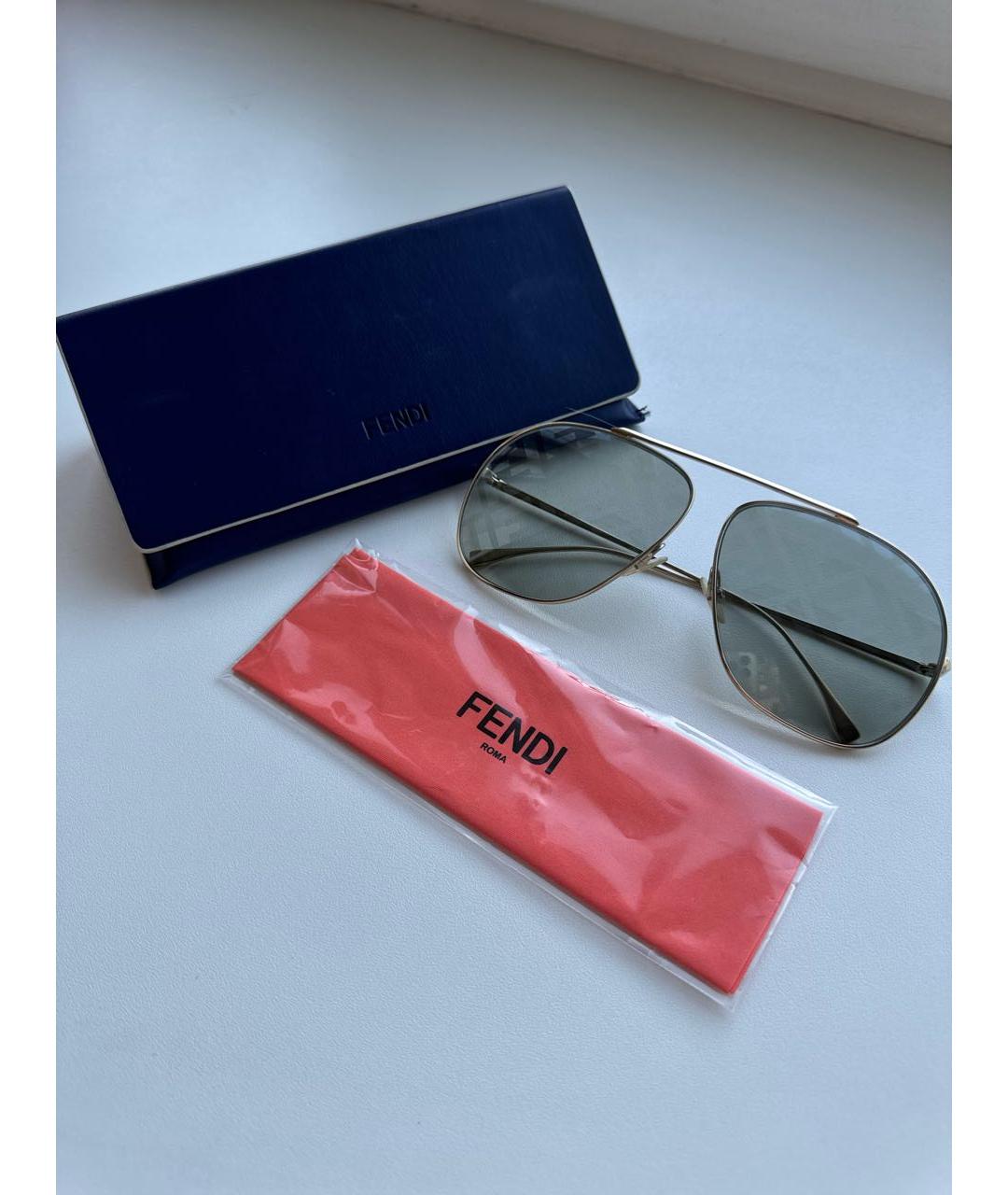 FENDI Золотые металлические солнцезащитные очки, фото 4