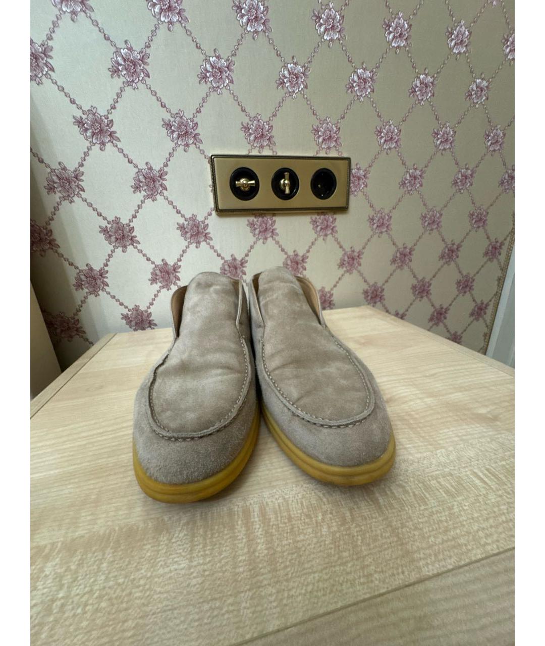 LORO PIANA Бежевые замшевые лоферы, фото 2