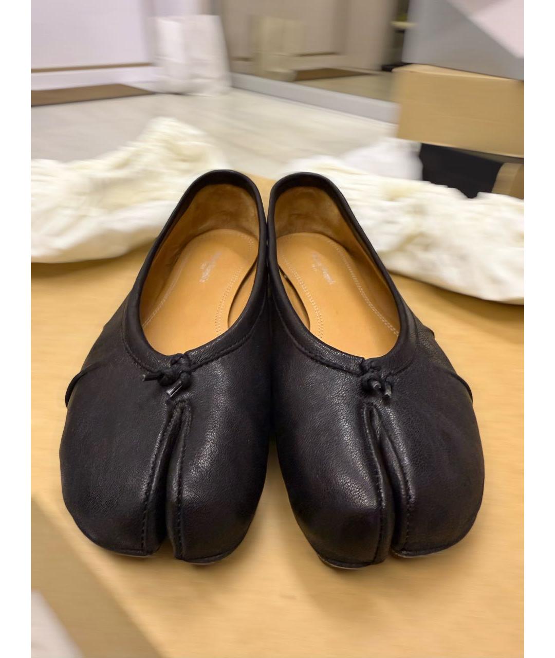 MAISON MARGIELA Черные кожаные балетки, фото 2
