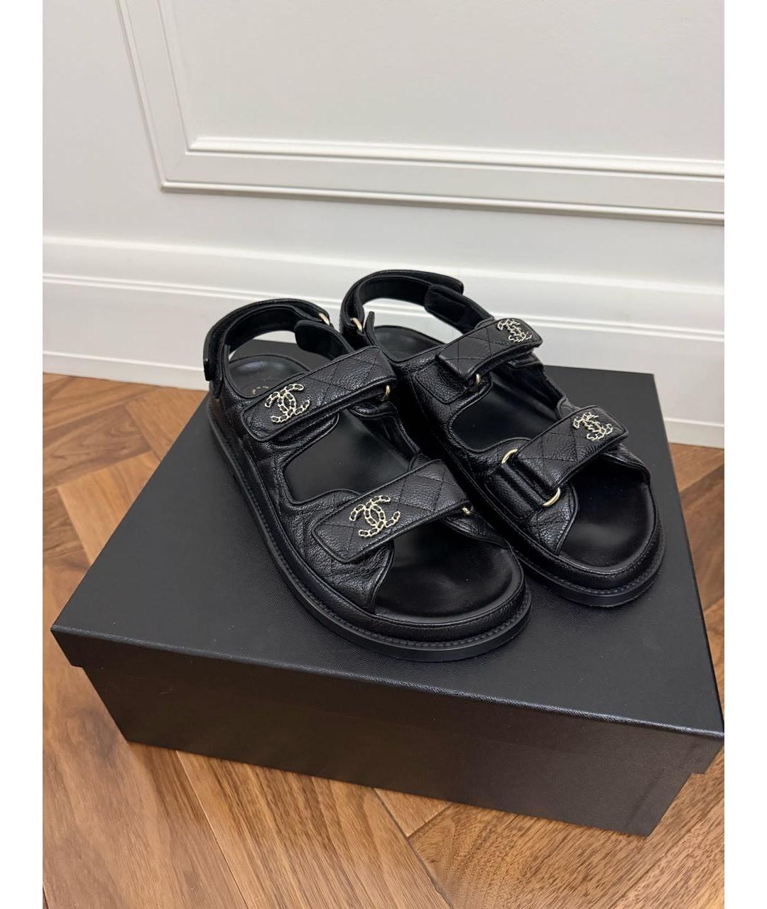 CHANEL Черные кожаные сандалии, фото 3