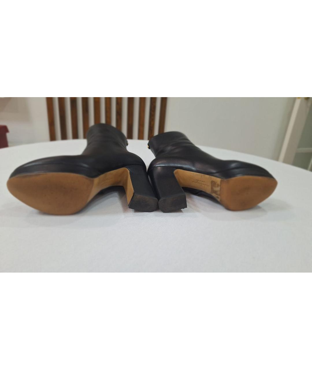 FERRAGAMO Черные кожаные ботильоны, фото 7