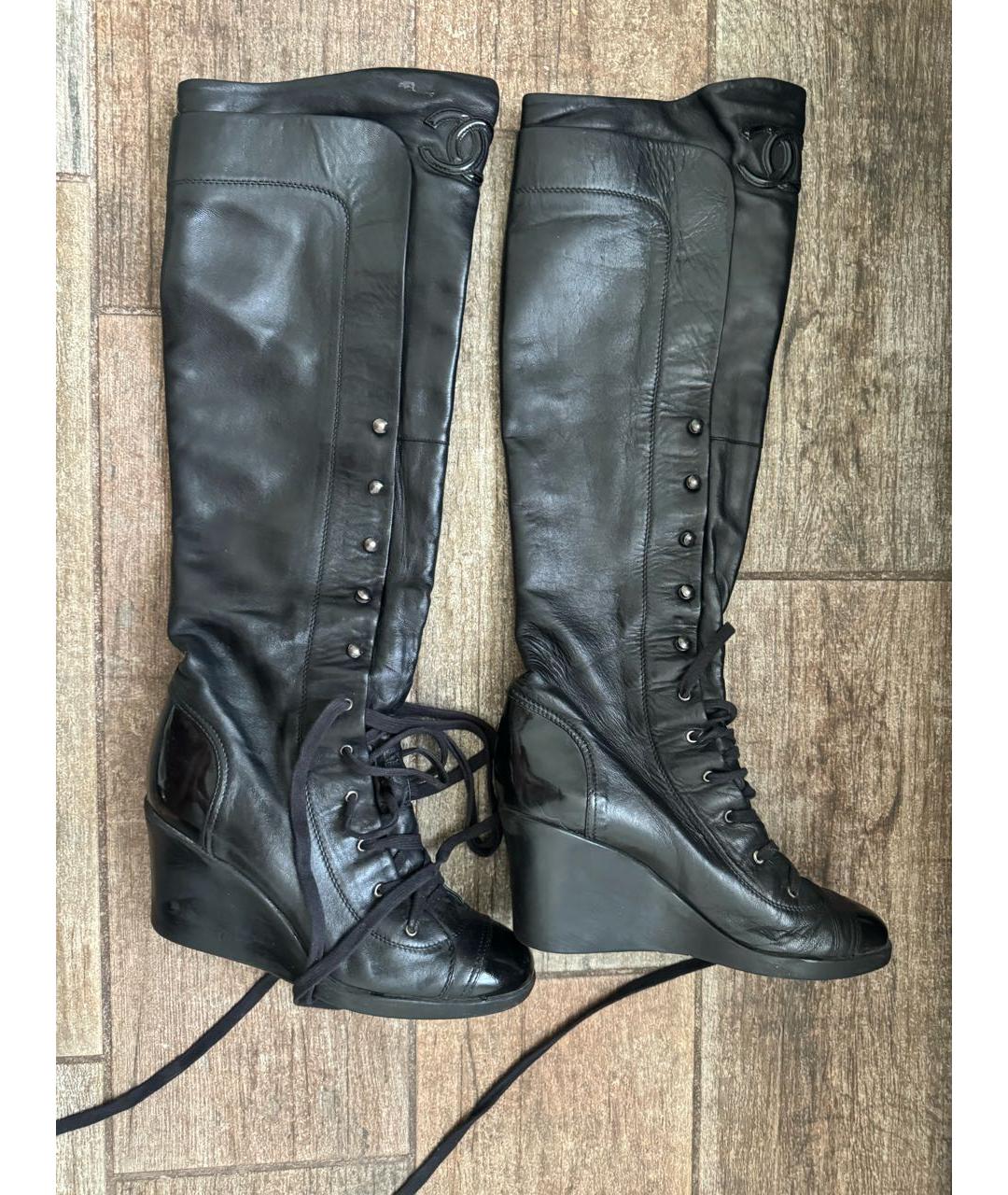 CHANEL Черные кожаные сапоги, фото 7