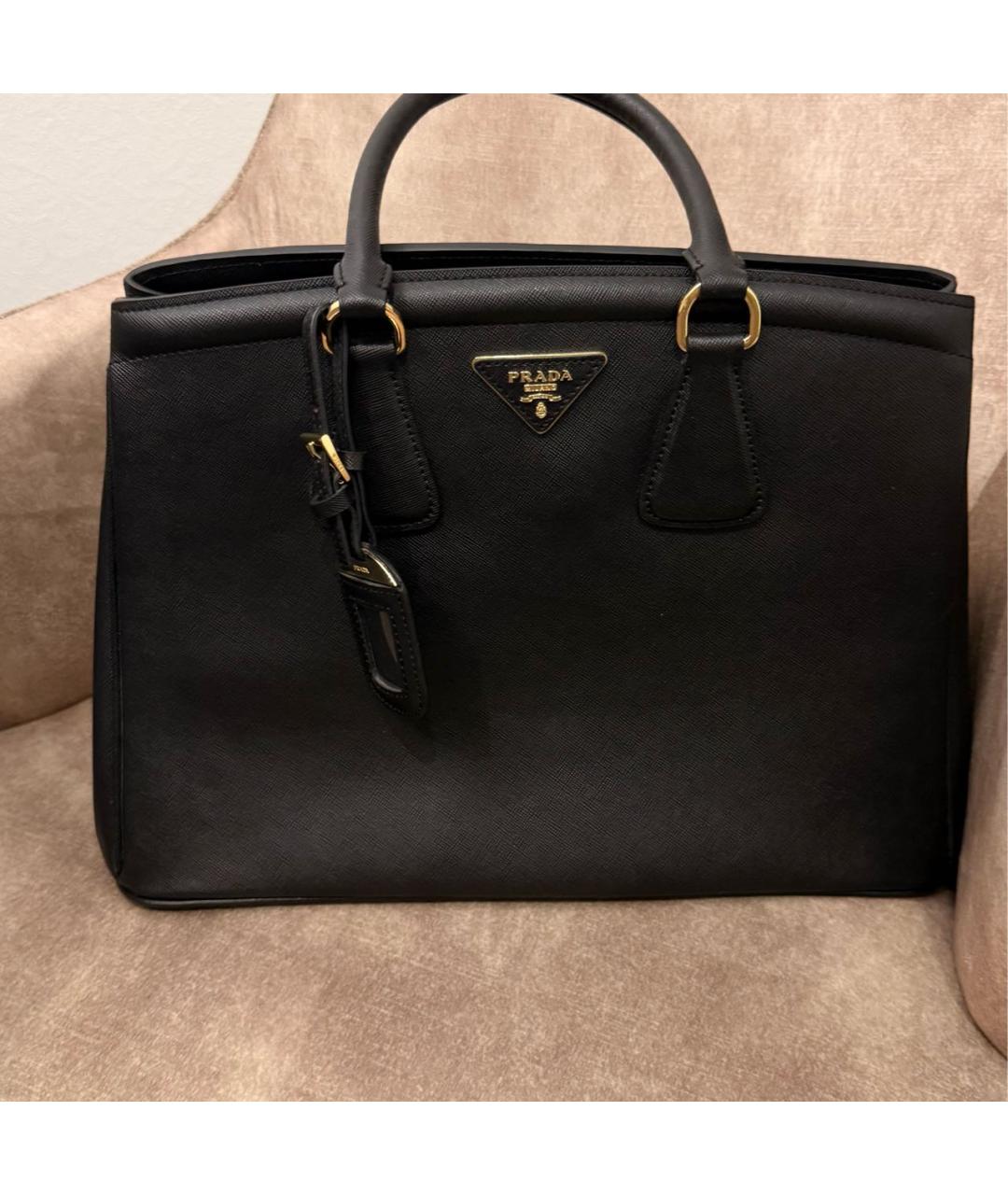 PRADA Черная кожаная сумка с короткими ручками, фото 8