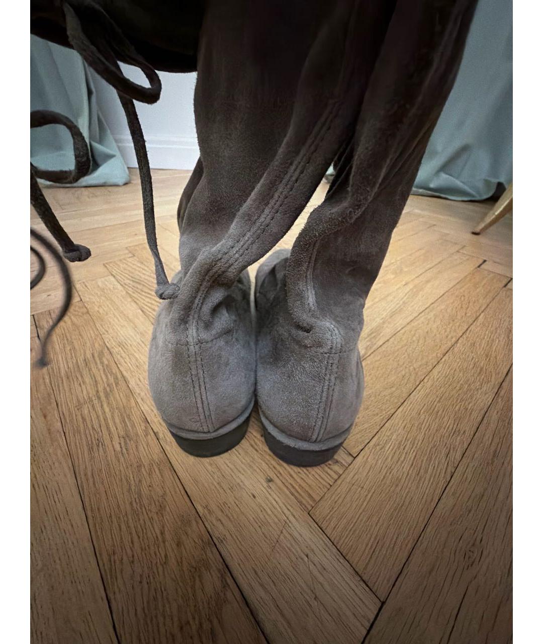 STUART WEITZMAN Серые замшевые ботфорты, фото 4