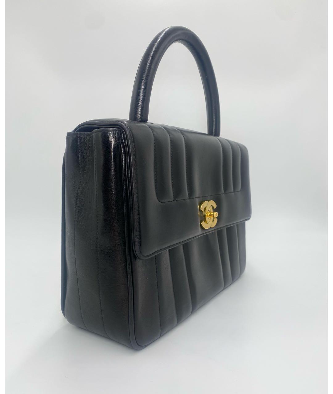 CHANEL Черная кожаная сумка с короткими ручками, фото 2