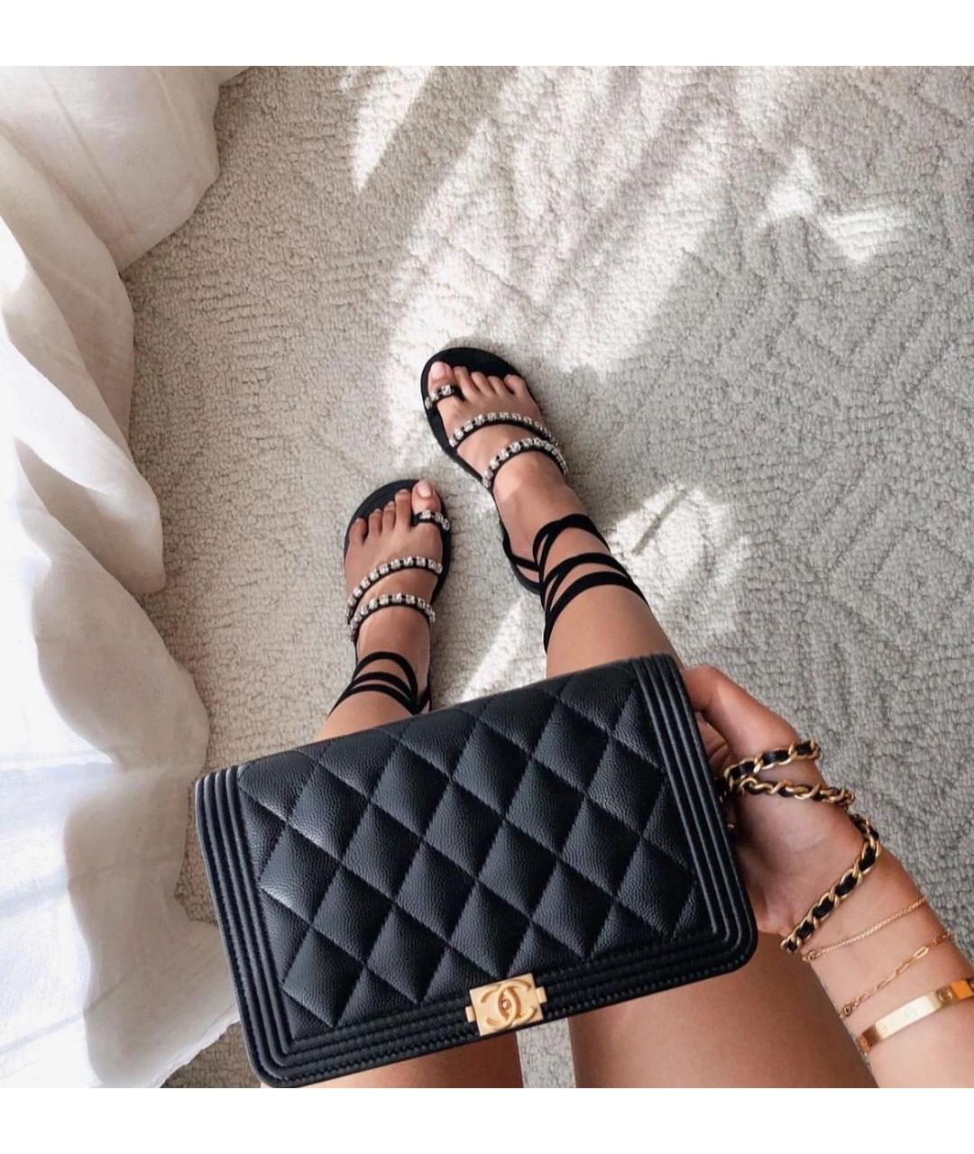 CHANEL Черная кожаная сумка через плечо, фото 3