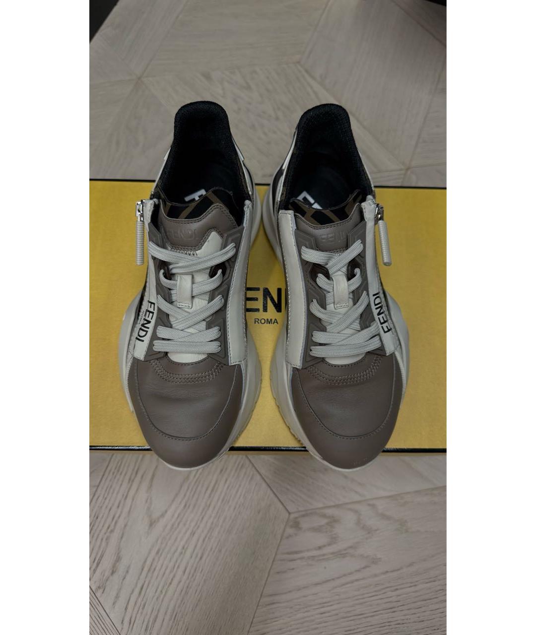 FENDI Бежевые кожаные кроссовки, фото 2