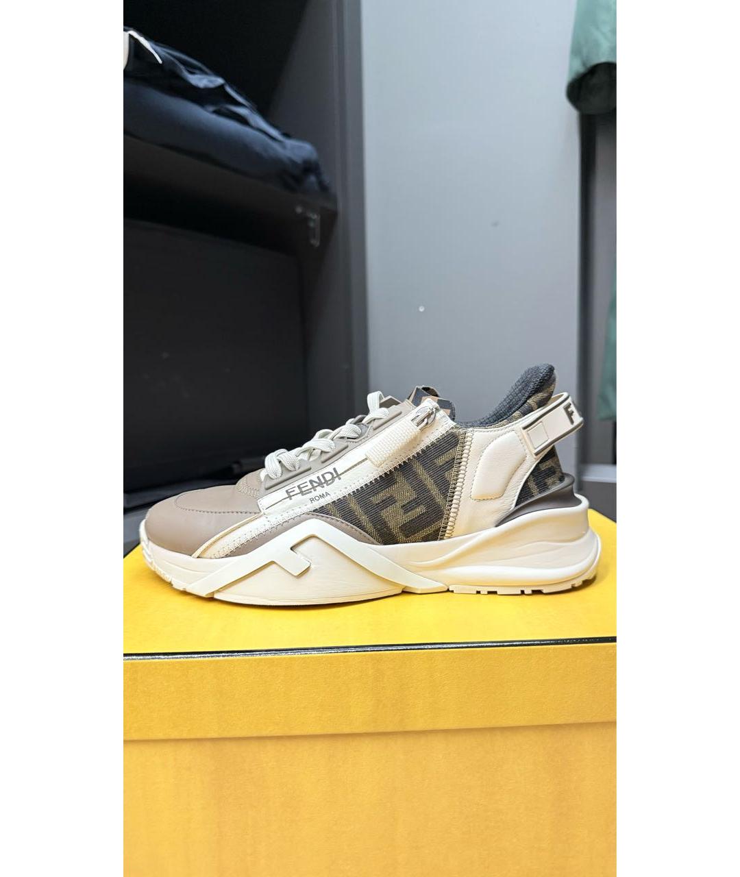 FENDI Бежевые кожаные кроссовки, фото 6