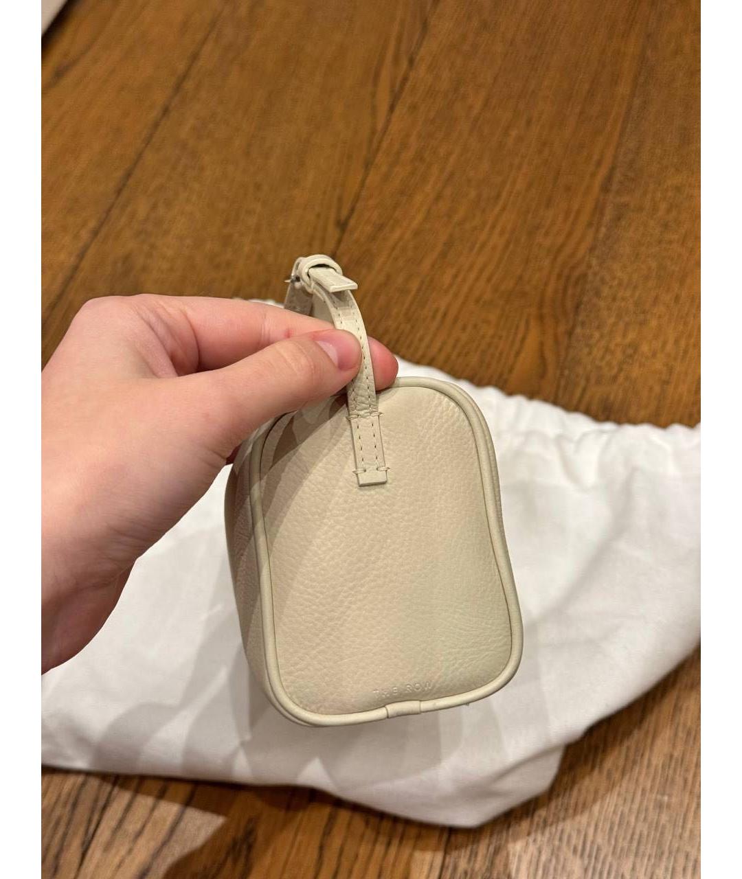 THE ROW Бежевая кожаная сумка с короткими ручками, фото 3