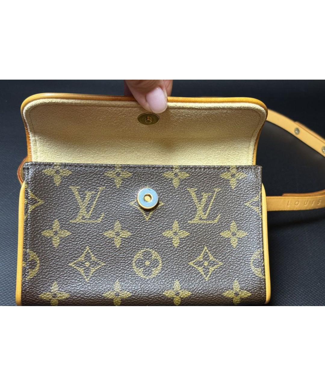 LOUIS VUITTON Коричневая поясная сумка, фото 5