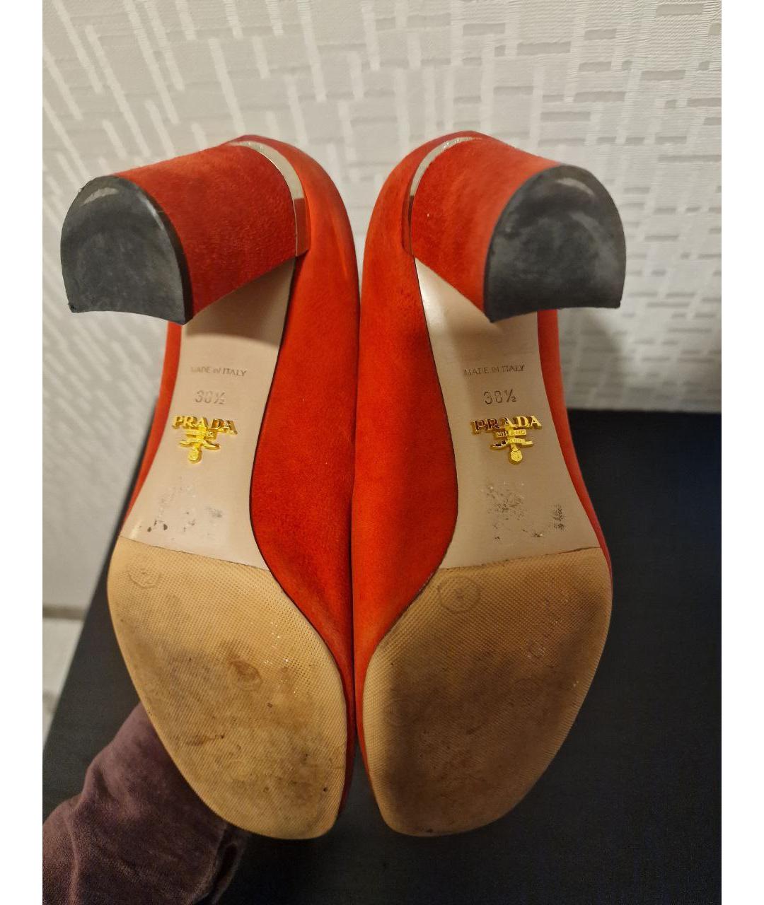 PRADA Красные замшевые туфли, фото 5