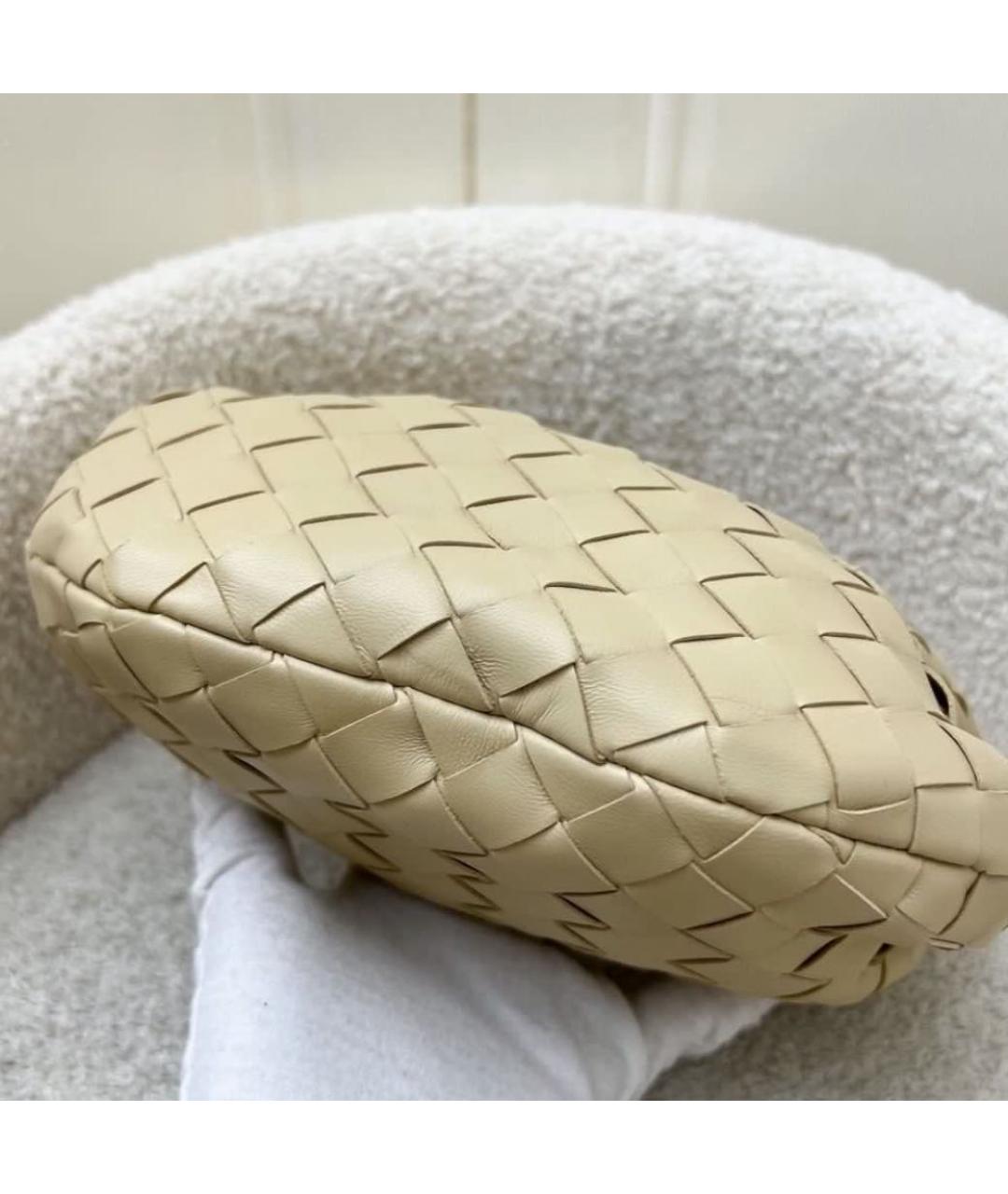 BOTTEGA VENETA Бежевая кожаная сумка с короткими ручками, фото 2