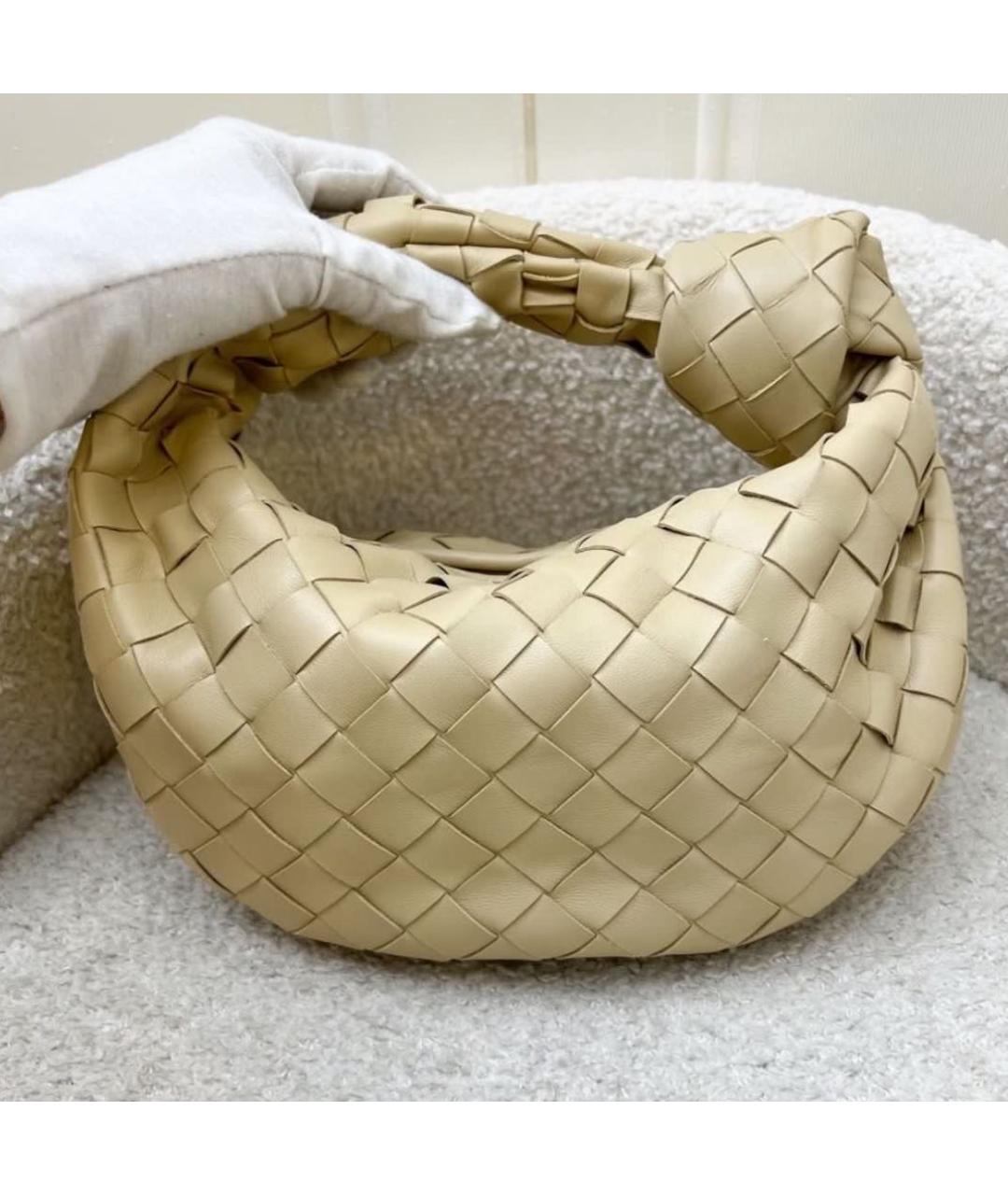 BOTTEGA VENETA Бежевая кожаная сумка с короткими ручками, фото 4