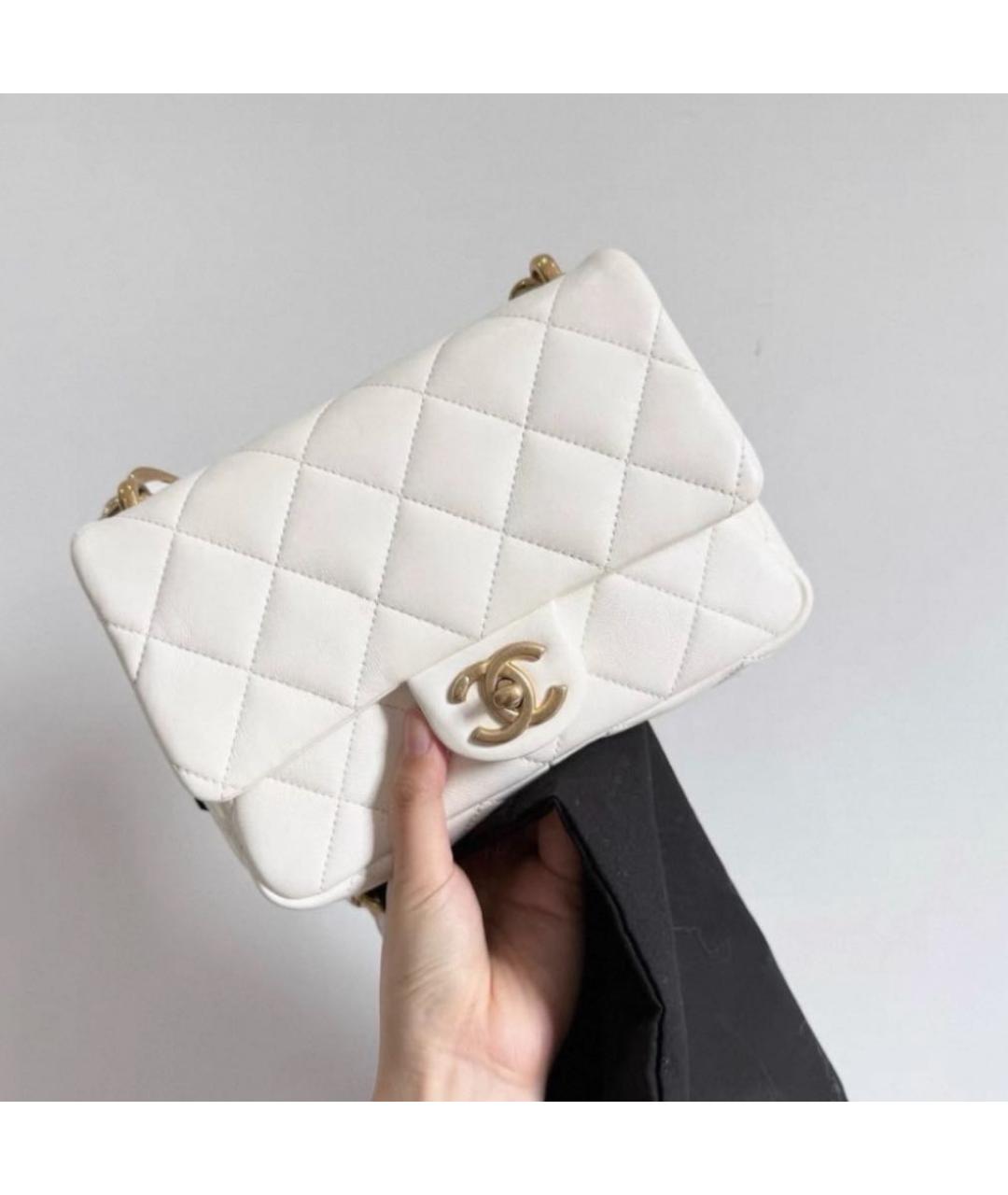 CHANEL Белая кожаная сумка через плечо, фото 2