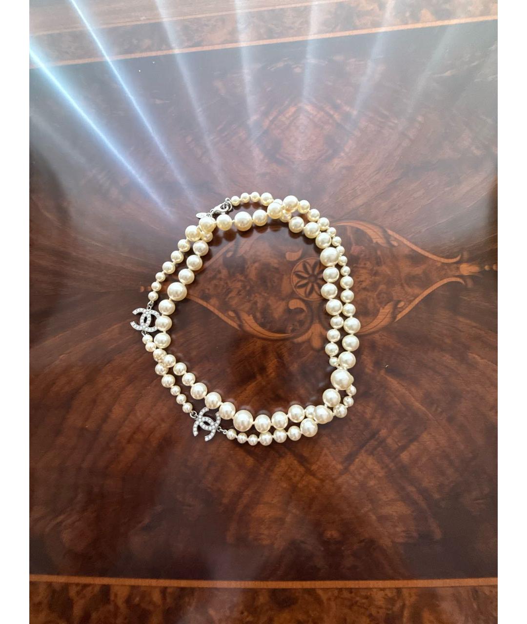 CHANEL Белое металлическое колье, фото 4