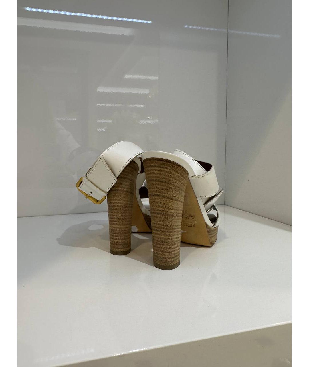 FENDI Белые кожаные босоножки, фото 3