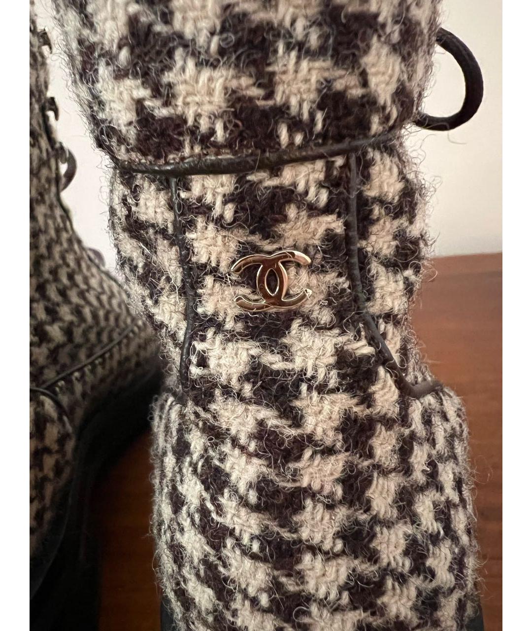 CHANEL Коричневые текстильные ботинки, фото 4