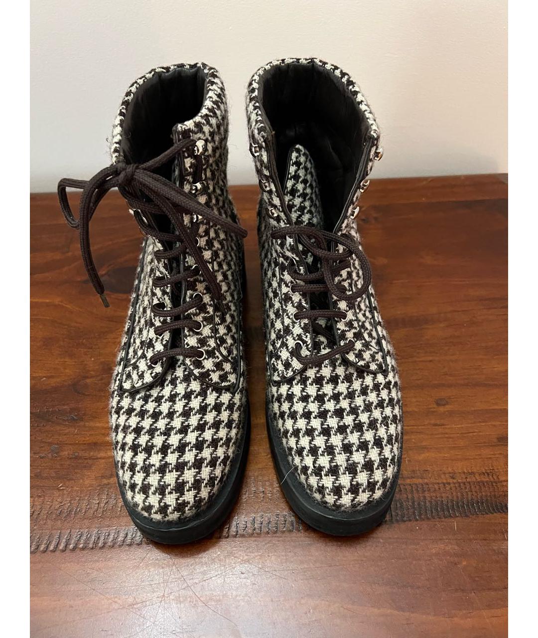 CHANEL Коричневые текстильные ботинки, фото 2