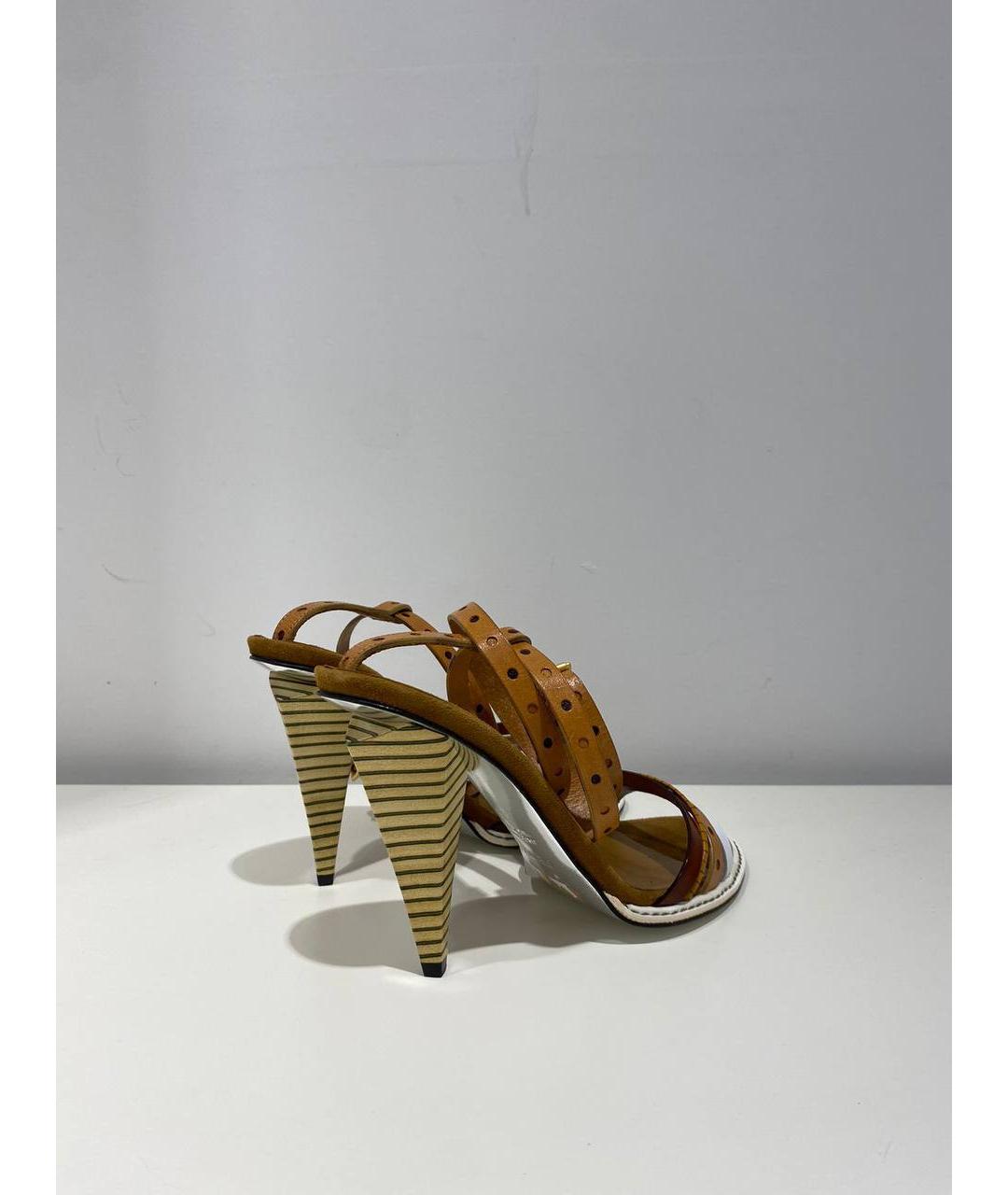 FENDI Коричневые кожаные босоножки, фото 3