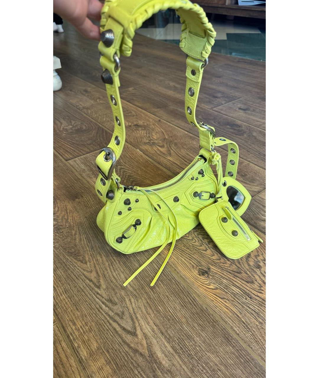 BALENCIAGA Желтая кожаная сумка с короткими ручками, фото 2