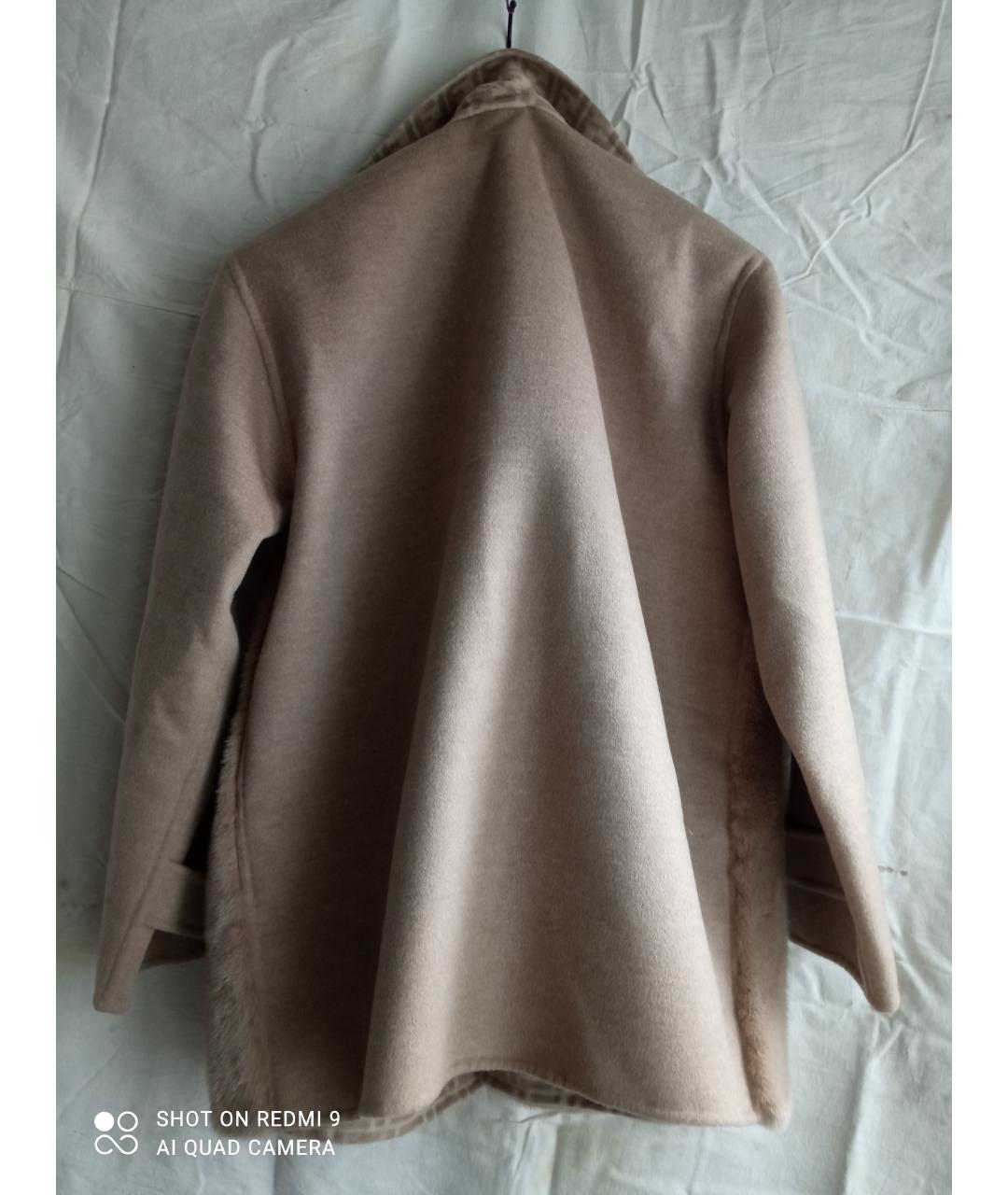 FENDI Бежевая шерстяная шуба, фото 2