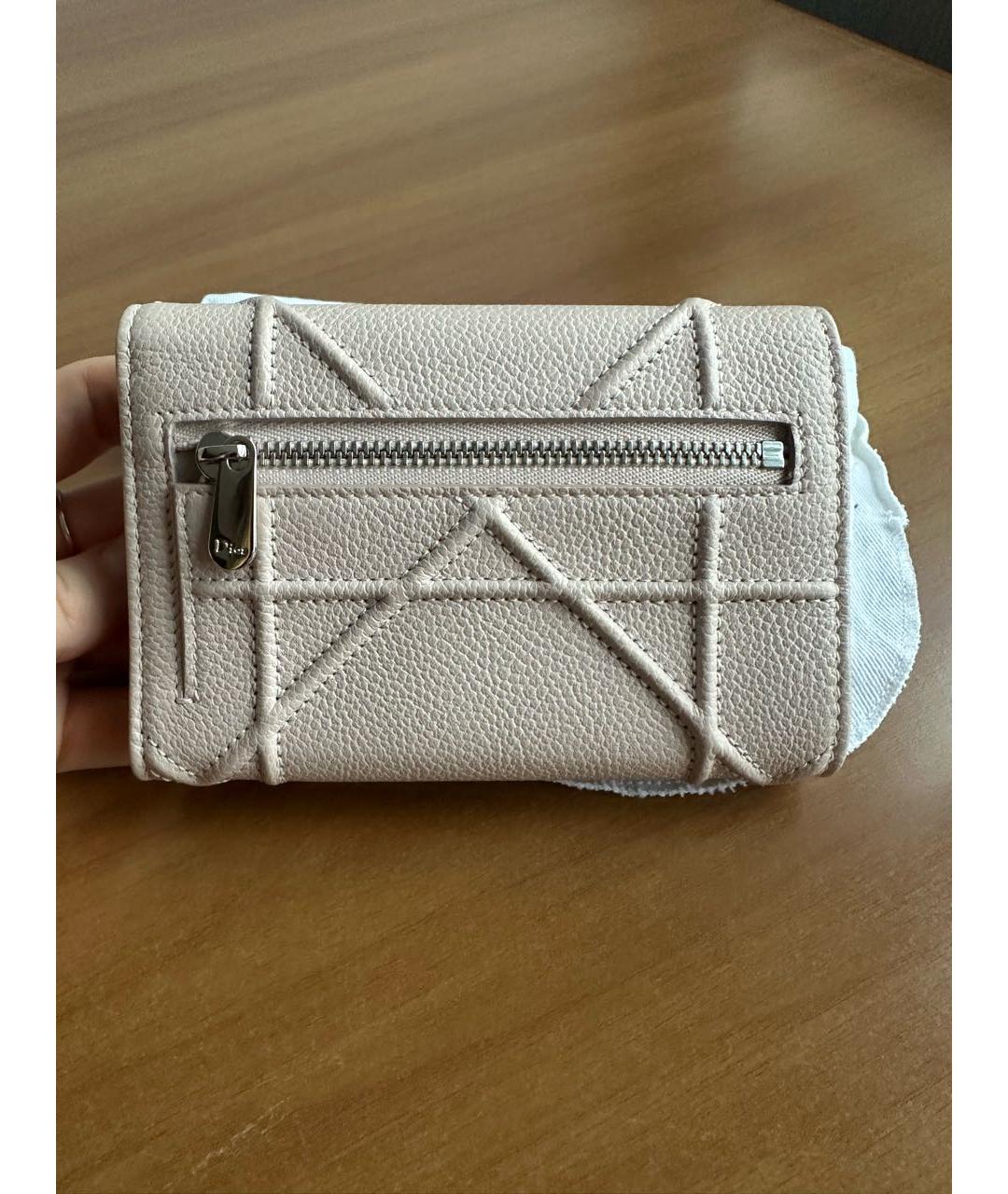 CHRISTIAN DIOR Бежевый кожаный кошелек, фото 2