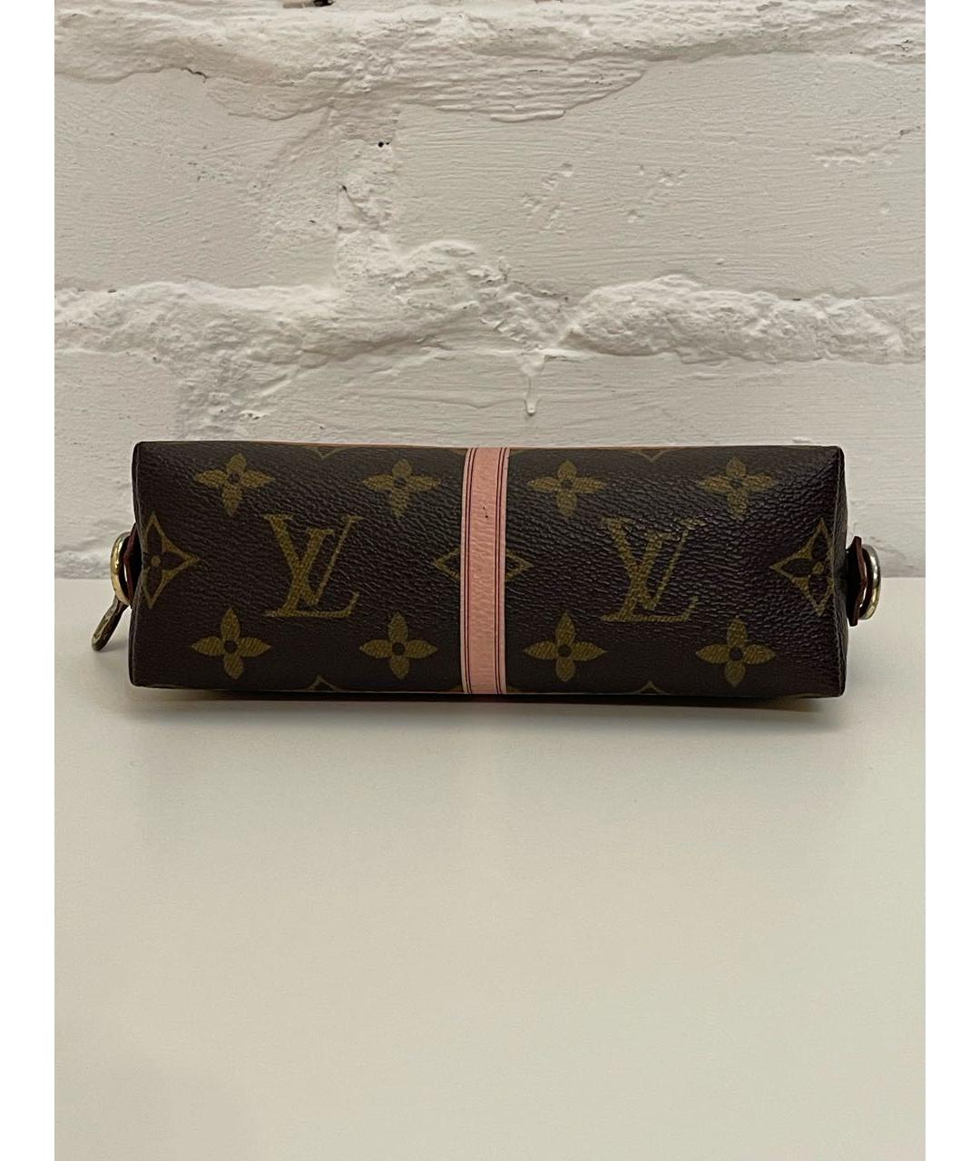 LOUIS VUITTON Коричневая кожаная косметичка, фото 4