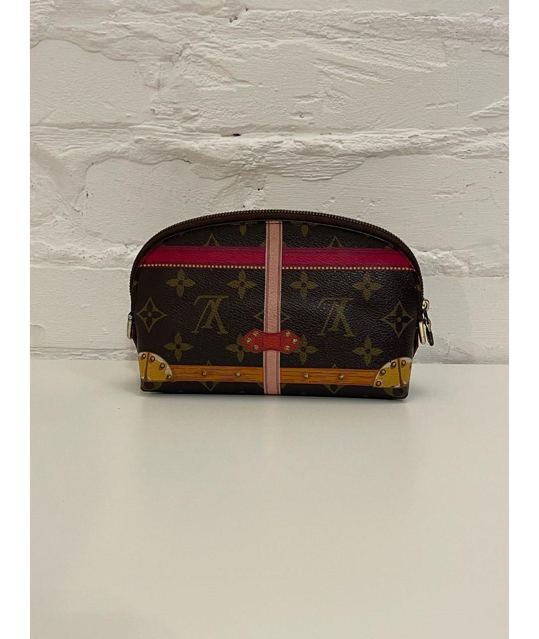 LOUIS VUITTON Коричневая кожаная косметичка, фото 2