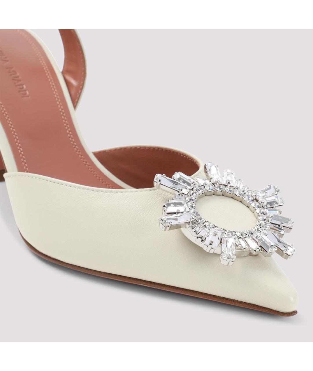 Amina Muaddi Белые кожаные туфли, фото 4