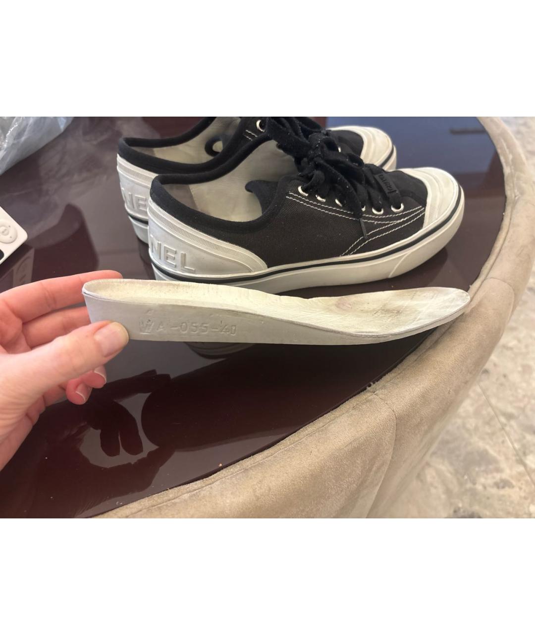 CHANEL Черные текстильные кеды, фото 5