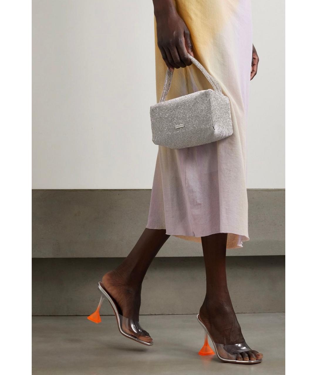 Amina Muaddi Серебряные резиновые мюли, фото 2