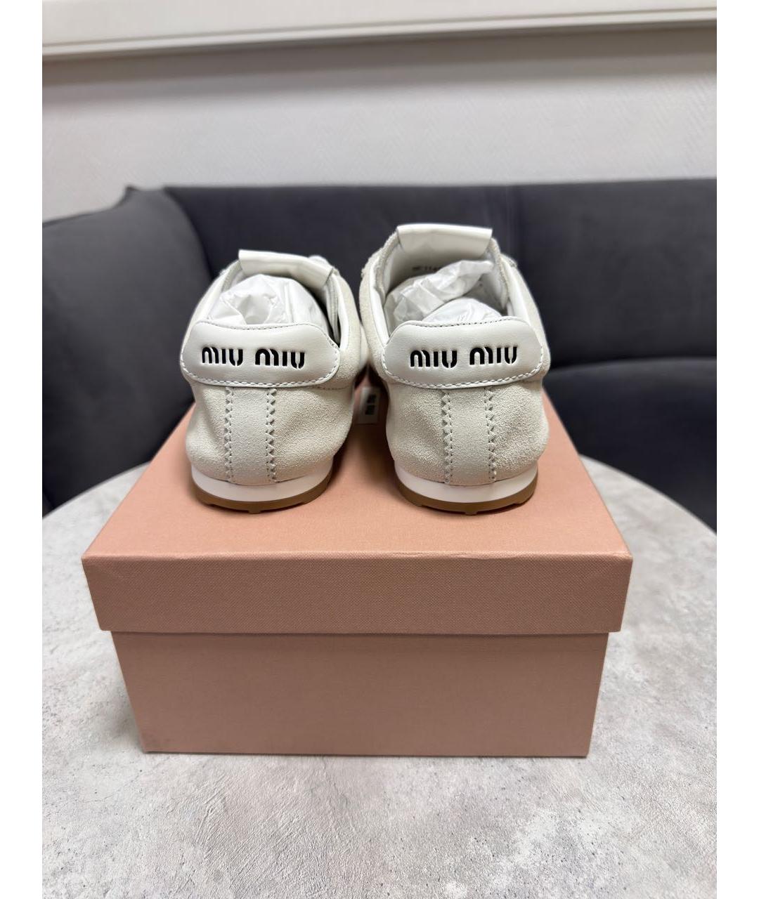 MIU MIU Бежевые замшевые кеды, фото 4