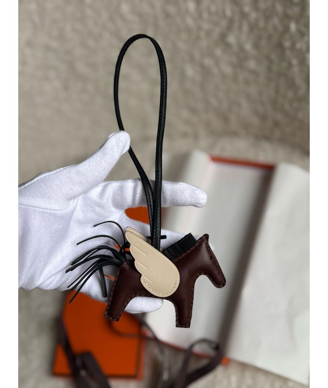 HERMES Бордовый брелок, фото 4