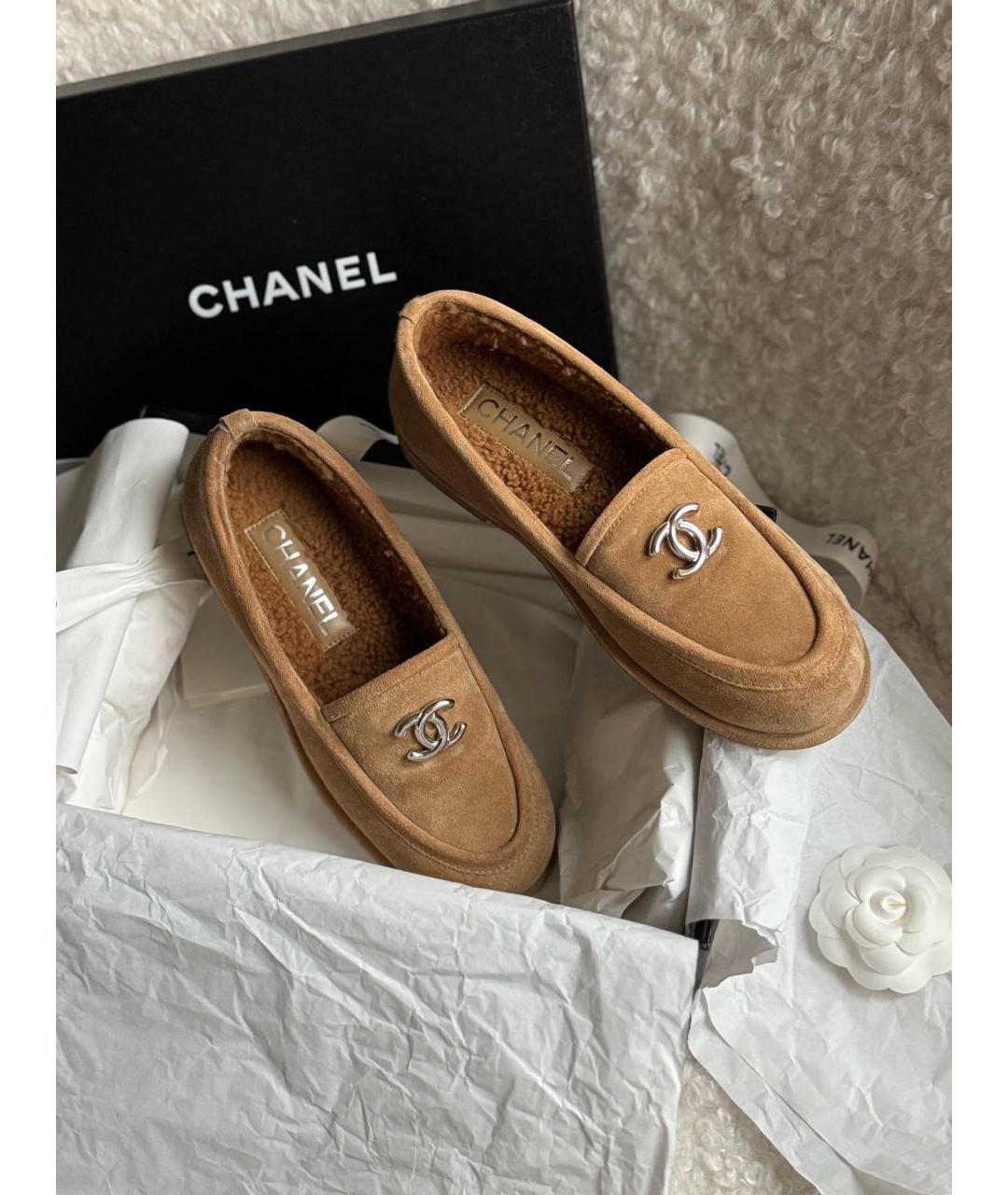 CHANEL Бежевые замшевые лоферы, фото 3
