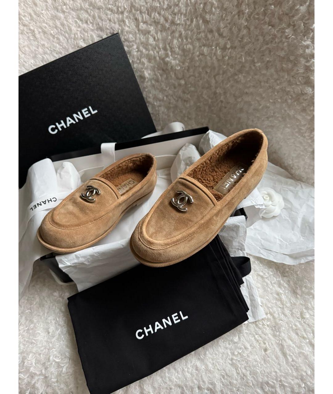 CHANEL Бежевые замшевые лоферы, фото 5