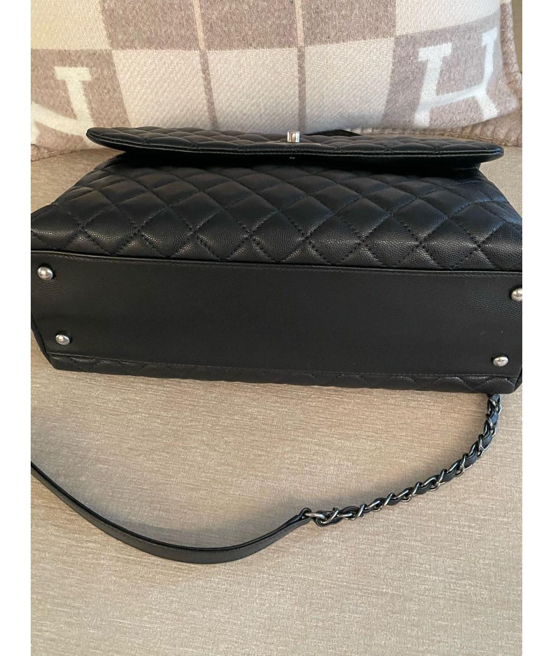 CHANEL Черная кожаная сумка с короткими ручками, фото 4