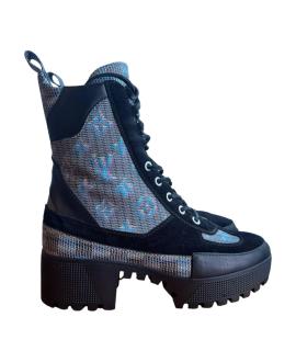 LOUIS VUITTON Ботинки